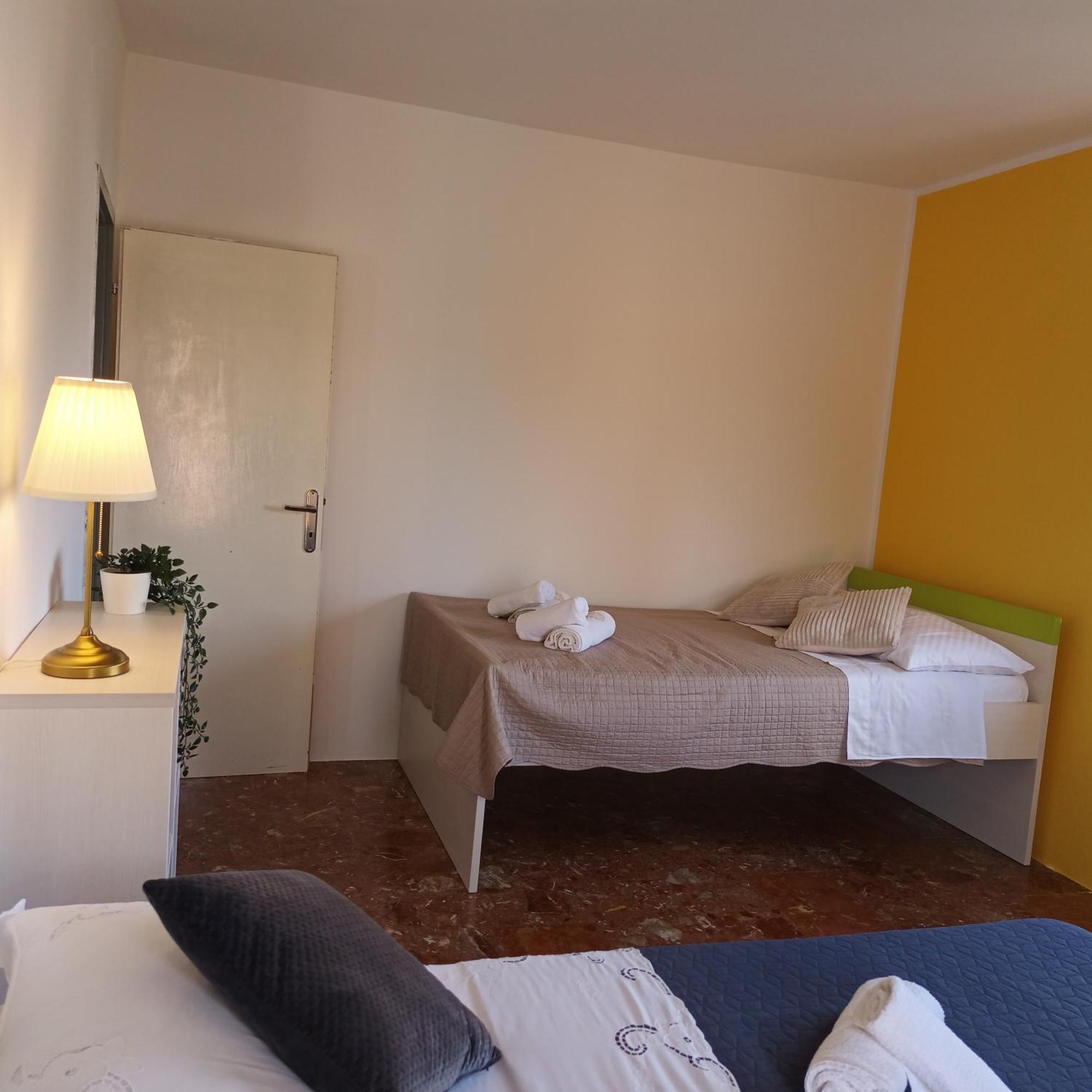 Apartments Frano I Franka By The Sea Orebic Room photo